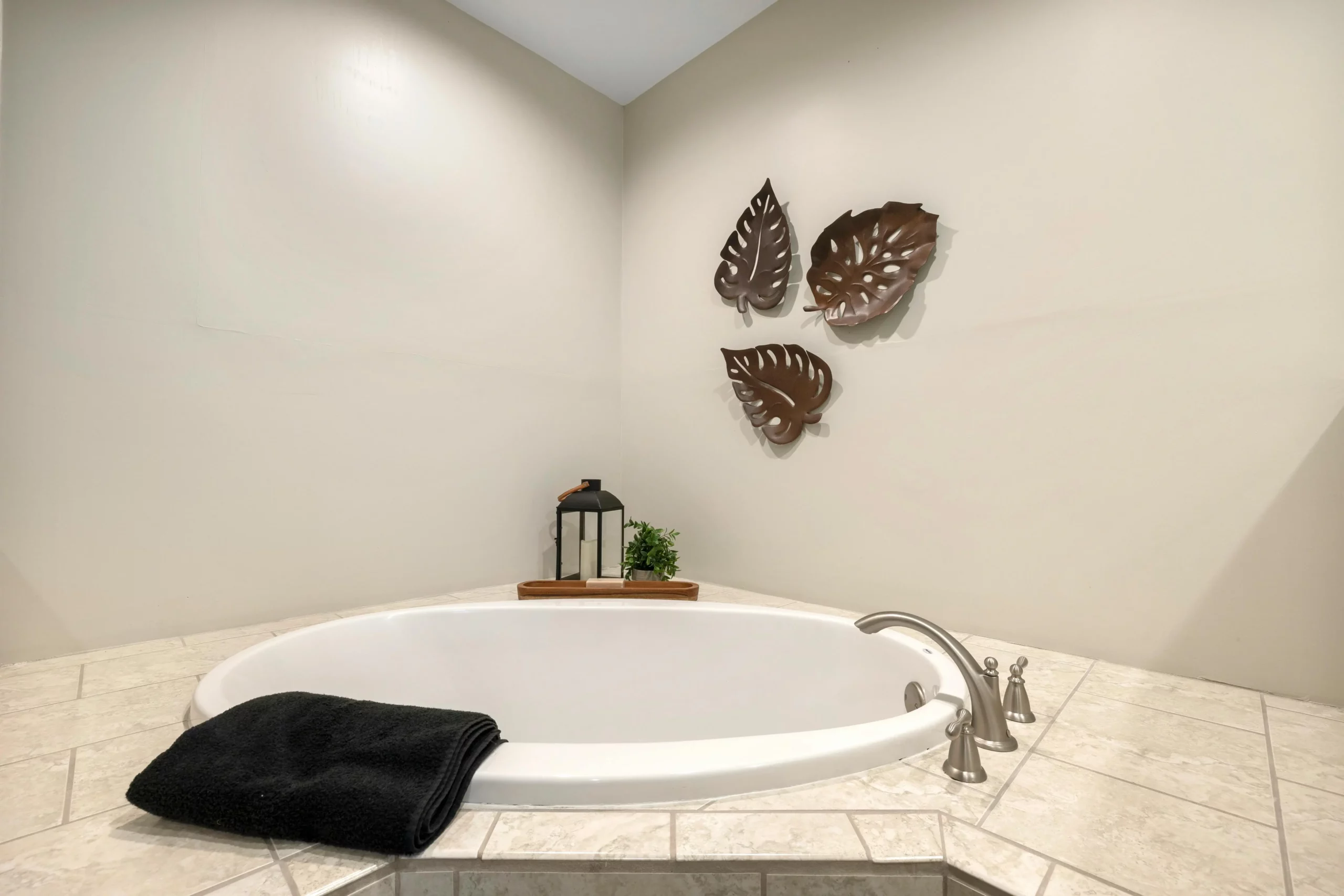 home bathtub refinish